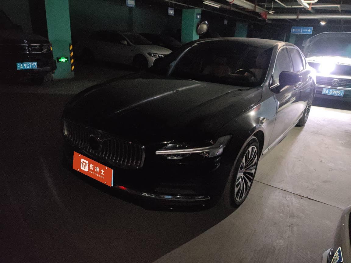 Volvo S90